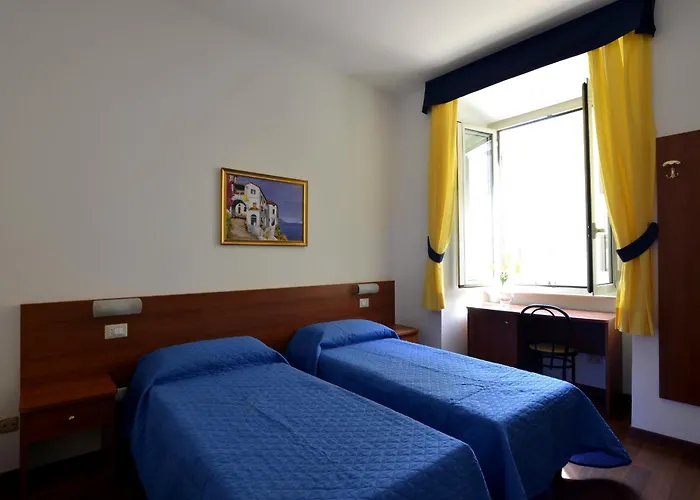 Tex Otel